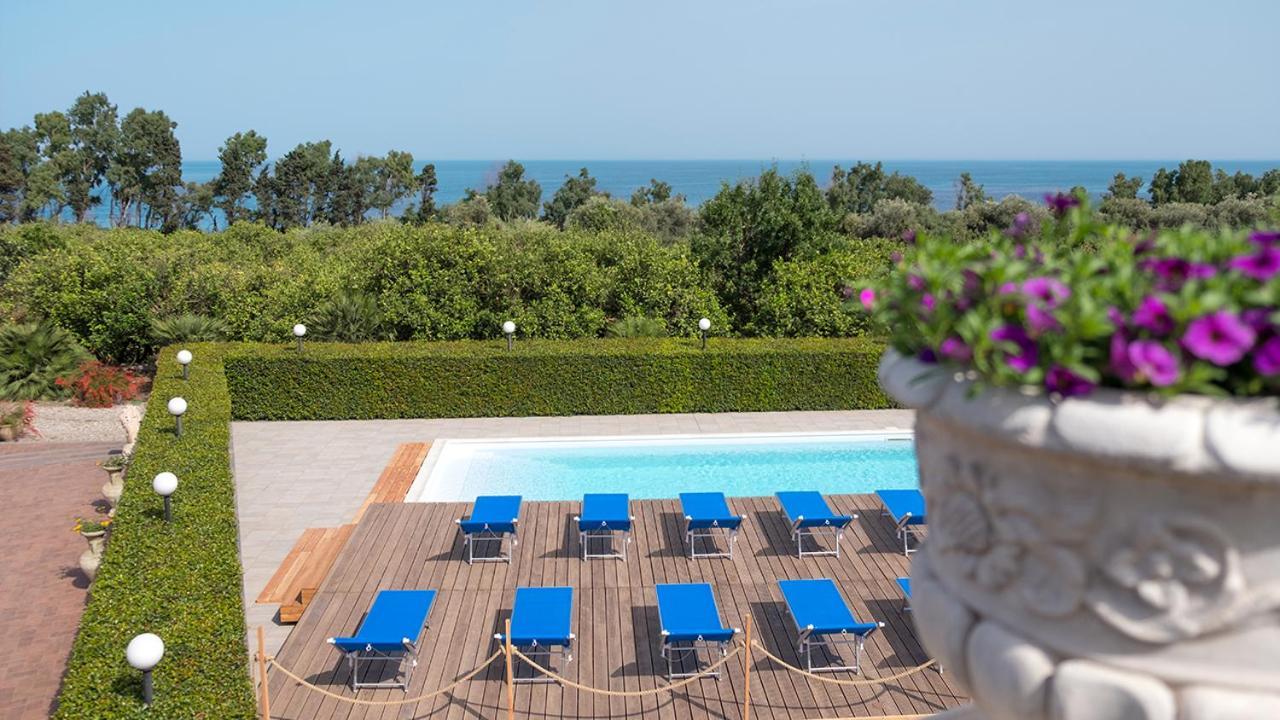 Zahra Agriturismo Acireale Exterior foto